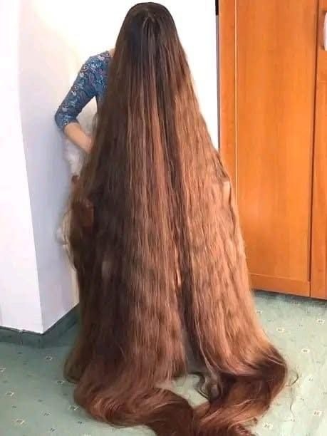 She hasn’t cut her hairs for 25 years, even though her husband begged her to. Then, one day, she finally gave up and cut her hair!  Better sit down before you see what this woman looks like today: – Naahh, this gave me chills,