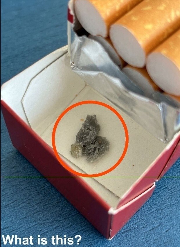 I found this inside the lid of my brand new pack of cigαrettes. I’ve been looking at it for quite a while but still can’t figure out what it is. Any ideas? Does anyone know what this is?