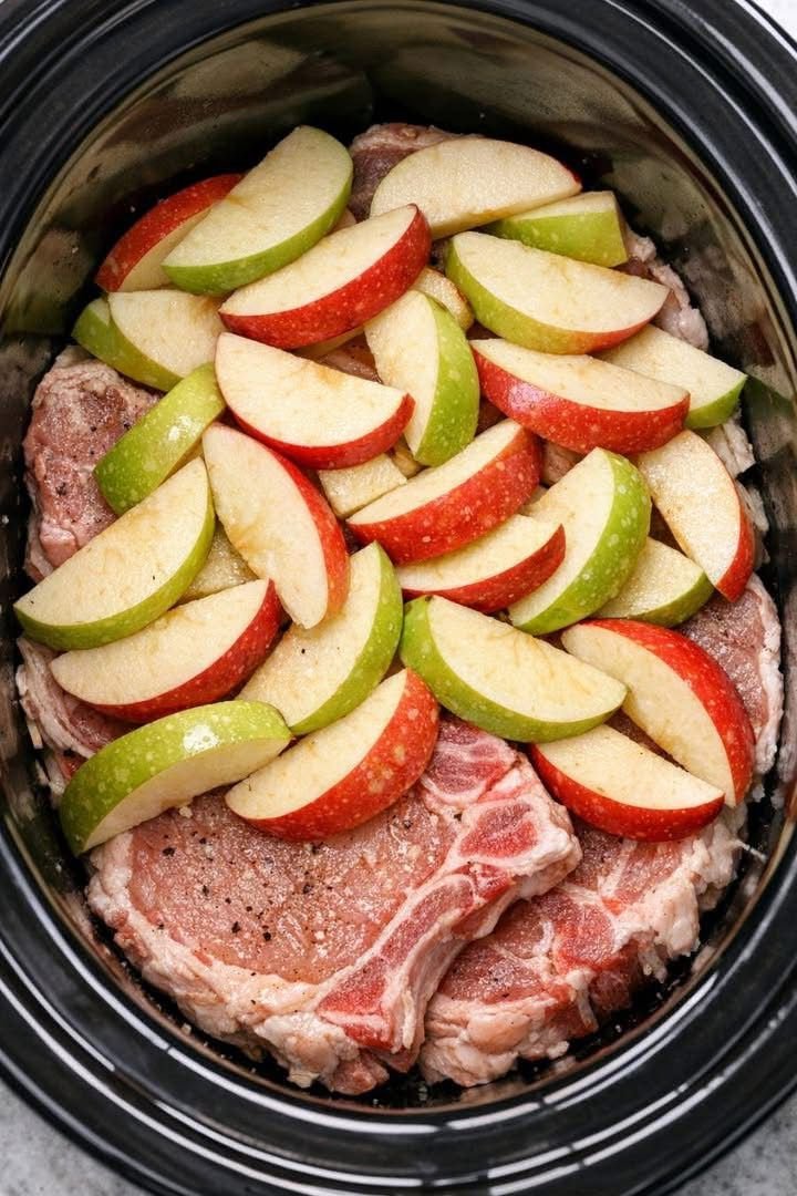 Fall in a Bowl: Slow Cooker Apple Cinnamon Pork Chops