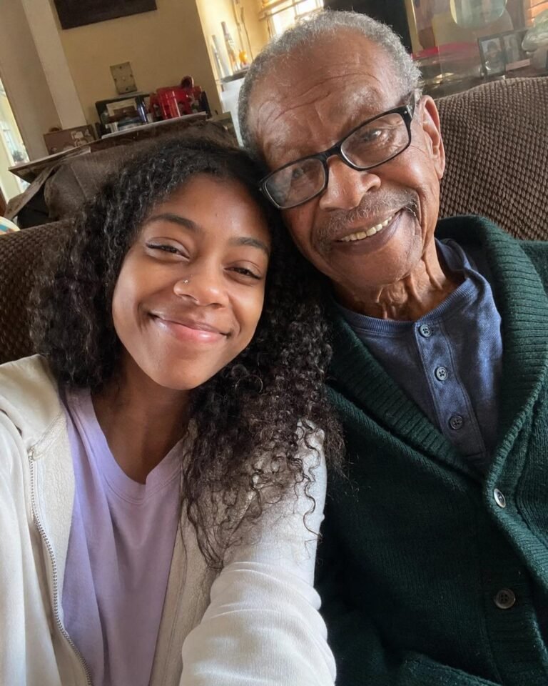 My Grandpa Raised Me Alone – After His Funeral, I Learned His Biggest Secret