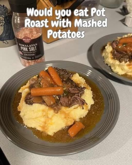 Pot Roast with Mashed Potatoes Recipe