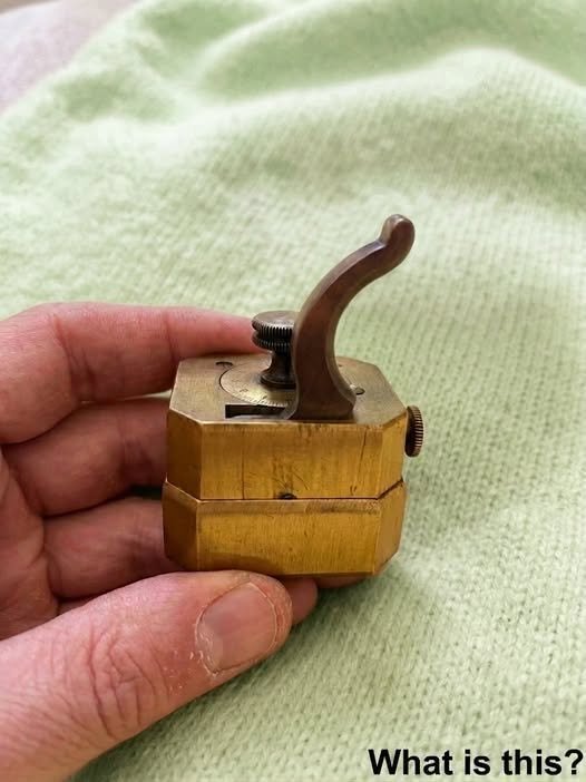 I Found a Strange Antique at a Flea Market-Its Real Purpose Surprised Me – Inspiration Station