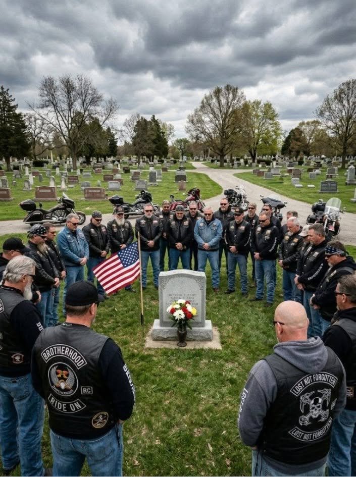 He was to be cremated alone. Then 53 motorcyclists said, « He’s one of us. »