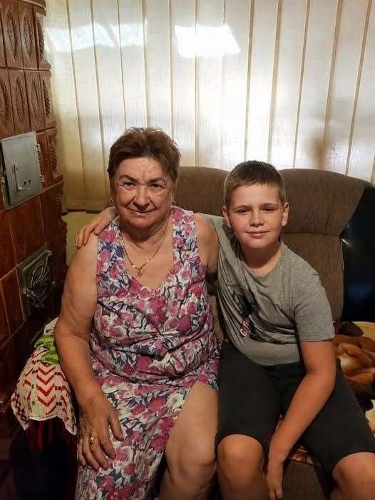 A little boy said at school, “My grandma ties my hands every night.” When his teacher entered the house with the police, she froze at what she saw.