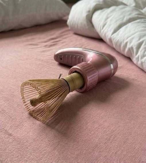 I Found a Strange Object in My Girlfriend’s Room—Then I Learned What It Was